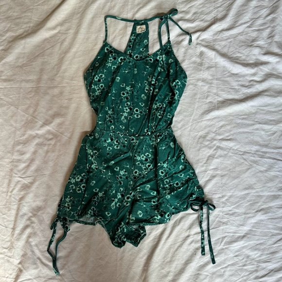 Sold! - O'Neill Teal Cadence Open Back Ruched Side Strappy Romper - Picture 1 of 4